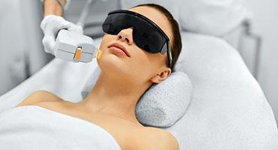 TRẺ HÓA DA BẰNG ÁNH SÁNG XUNG CƯỜNG ĐỘ CAO (INTENSE PULSE LIGHT - IPL) 